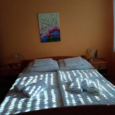 Tatil Evi A&g Vendeghaz Balatonkeresztúr